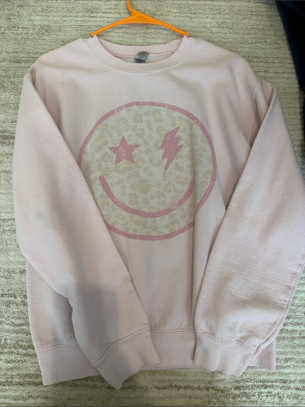 Light Pink Graphic Smiley Crewneck Sweater